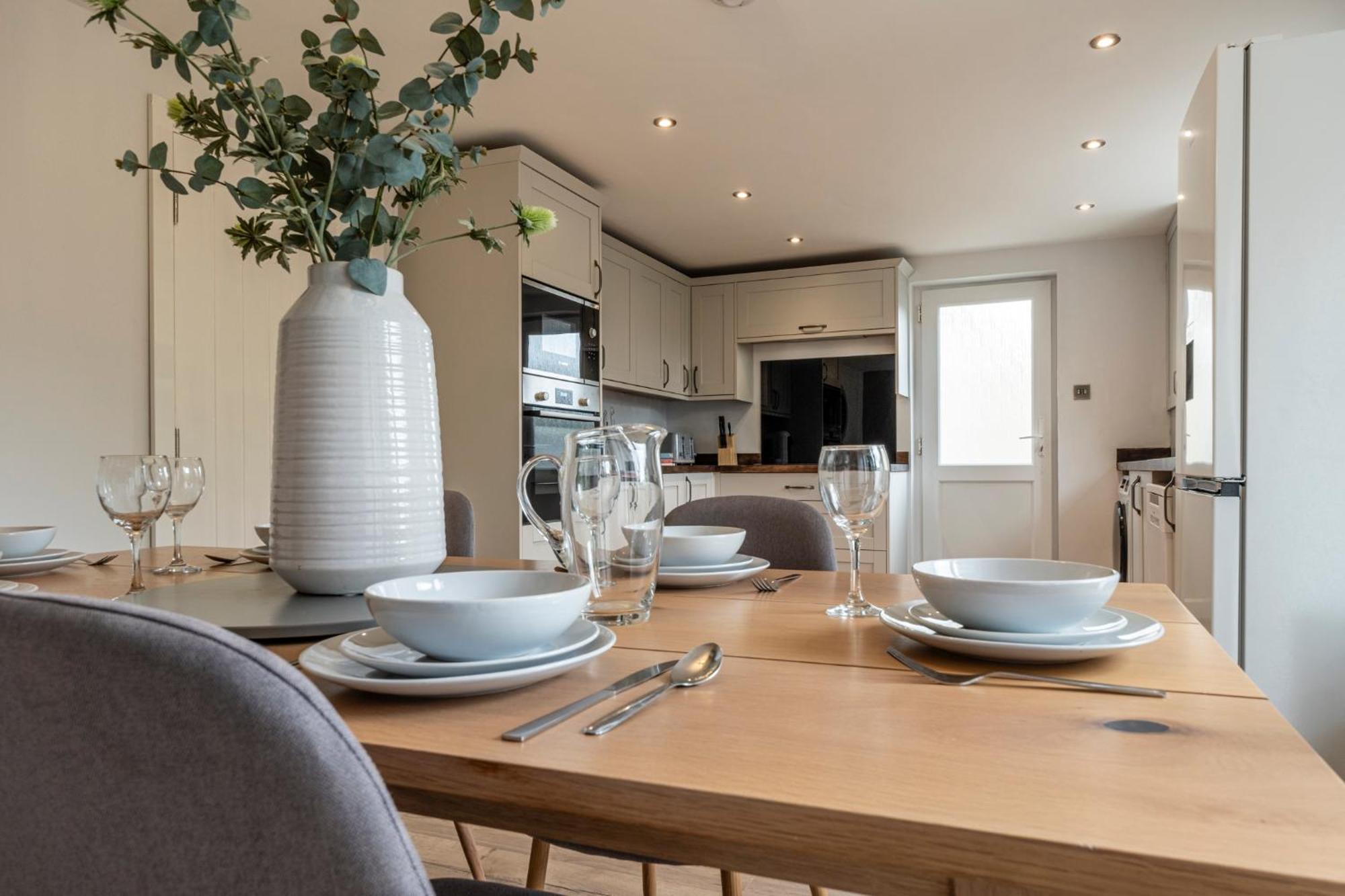 Holiday home Bright & Spacious 3 Bd In The Centre Of Bourton!